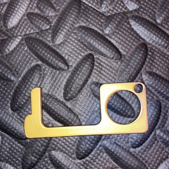 Elevator door key protector germs sick COVID 19 face masks groceries kids school - Picture 2 of 2